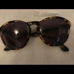 Marc Jacobs tortoise sunGlasses